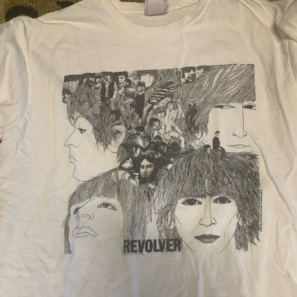 Junk food mens small revolver